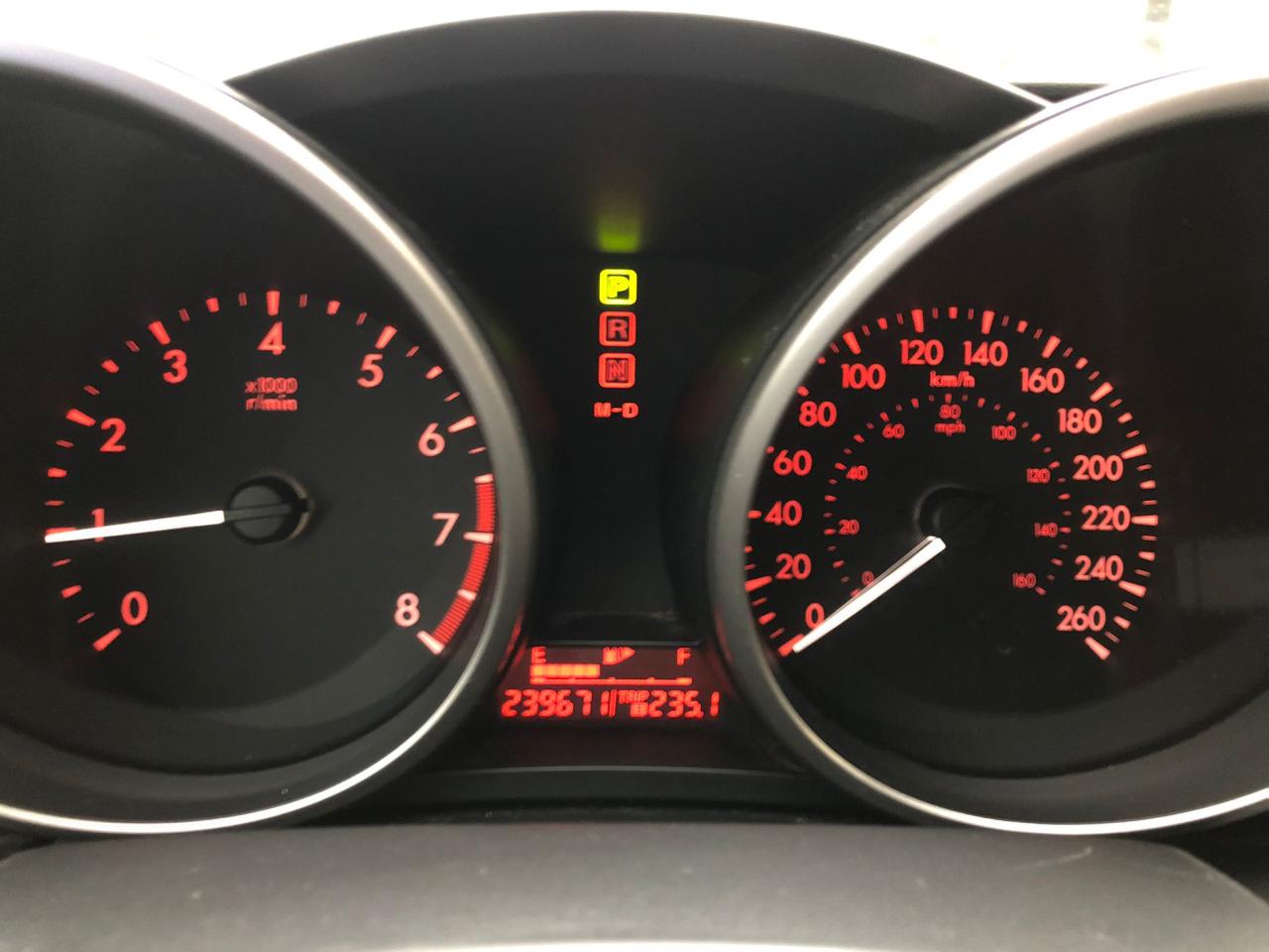 2010 Mazda MAZDA3 GX CERTIFIED WITH 3 YEARS WARRANTY INCLUDED. Photo