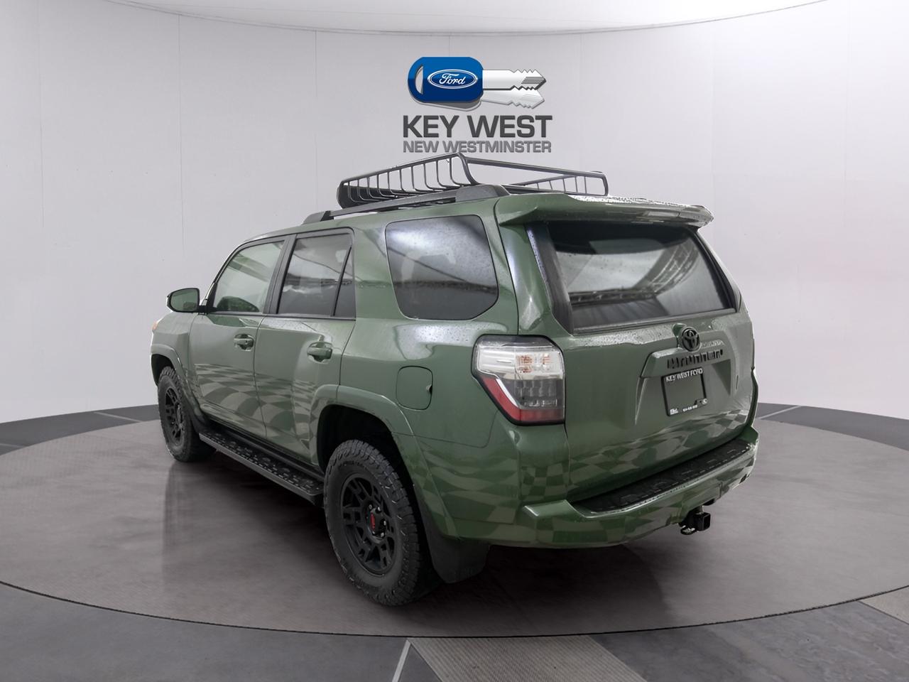 2021 Toyota 4Runner 4WD Photo2