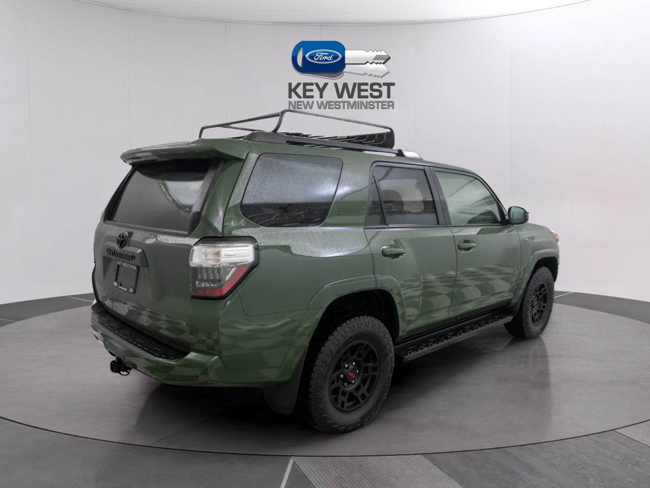 2021 Toyota 4Runner 4WD Photo4