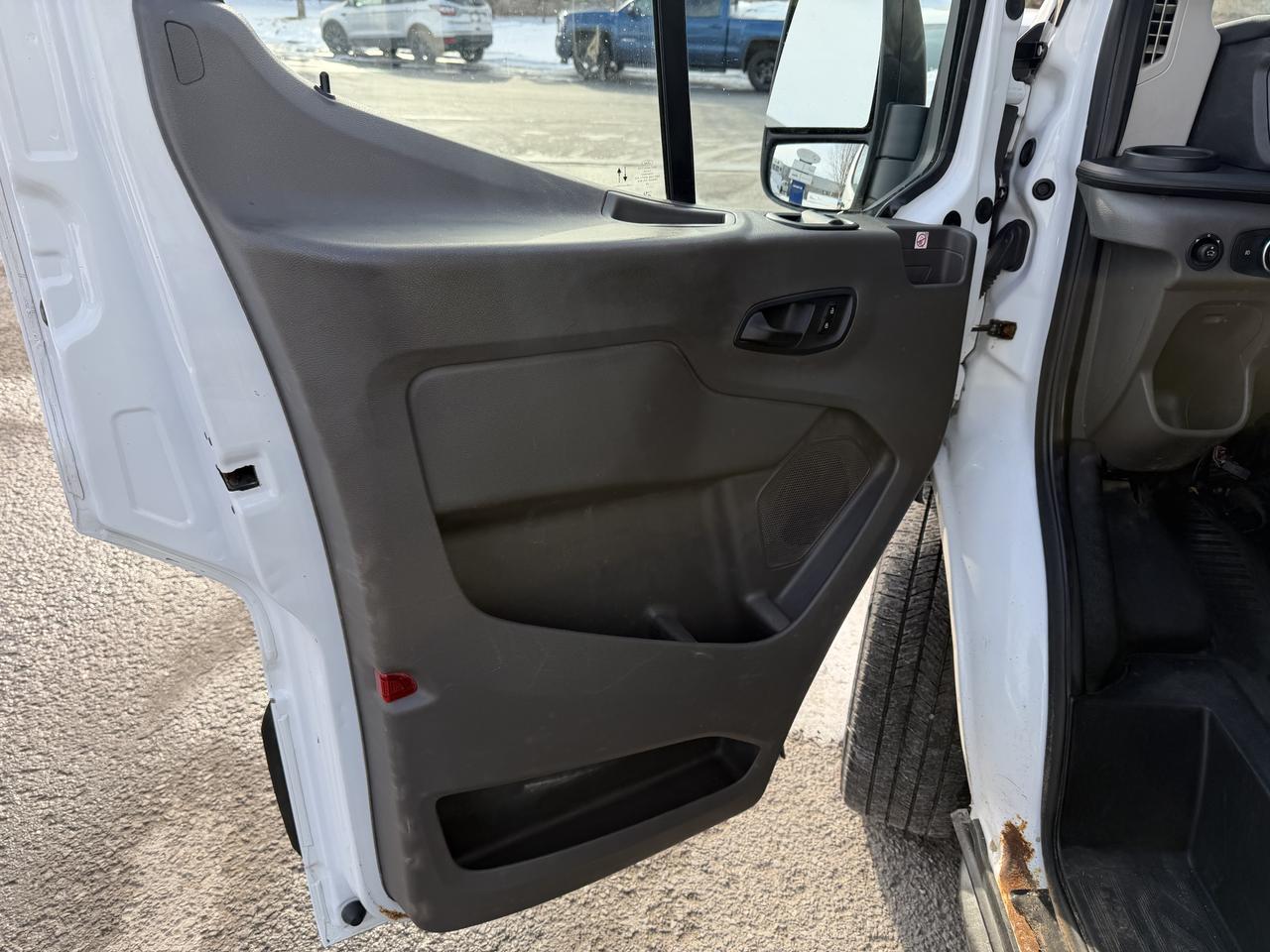 2020 Ford Transit Cargo Van  Photo