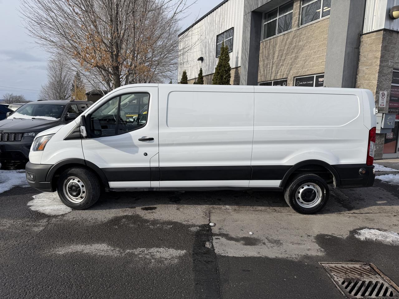 2020 Ford Transit Cargo Van  Photo4