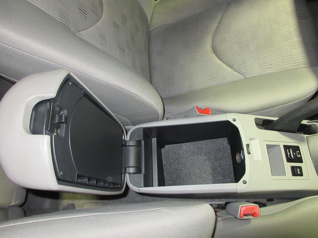 2010 Toyota RAV4 4WD 4dr I4 Base Photo