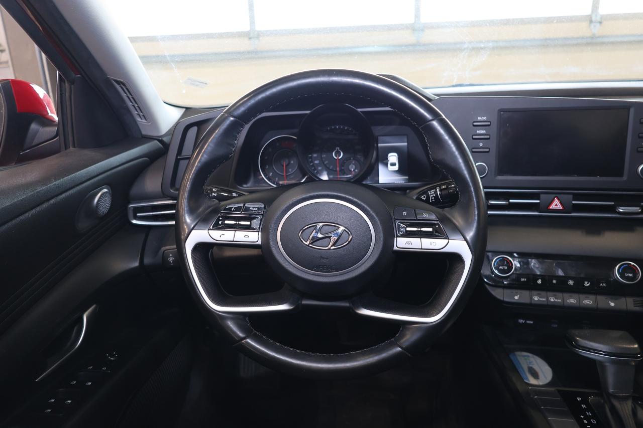 2022 Hyundai Elantra Preferred - ONE OWNER|SUNROOF|CAMERA|BLINDSPOT Photo