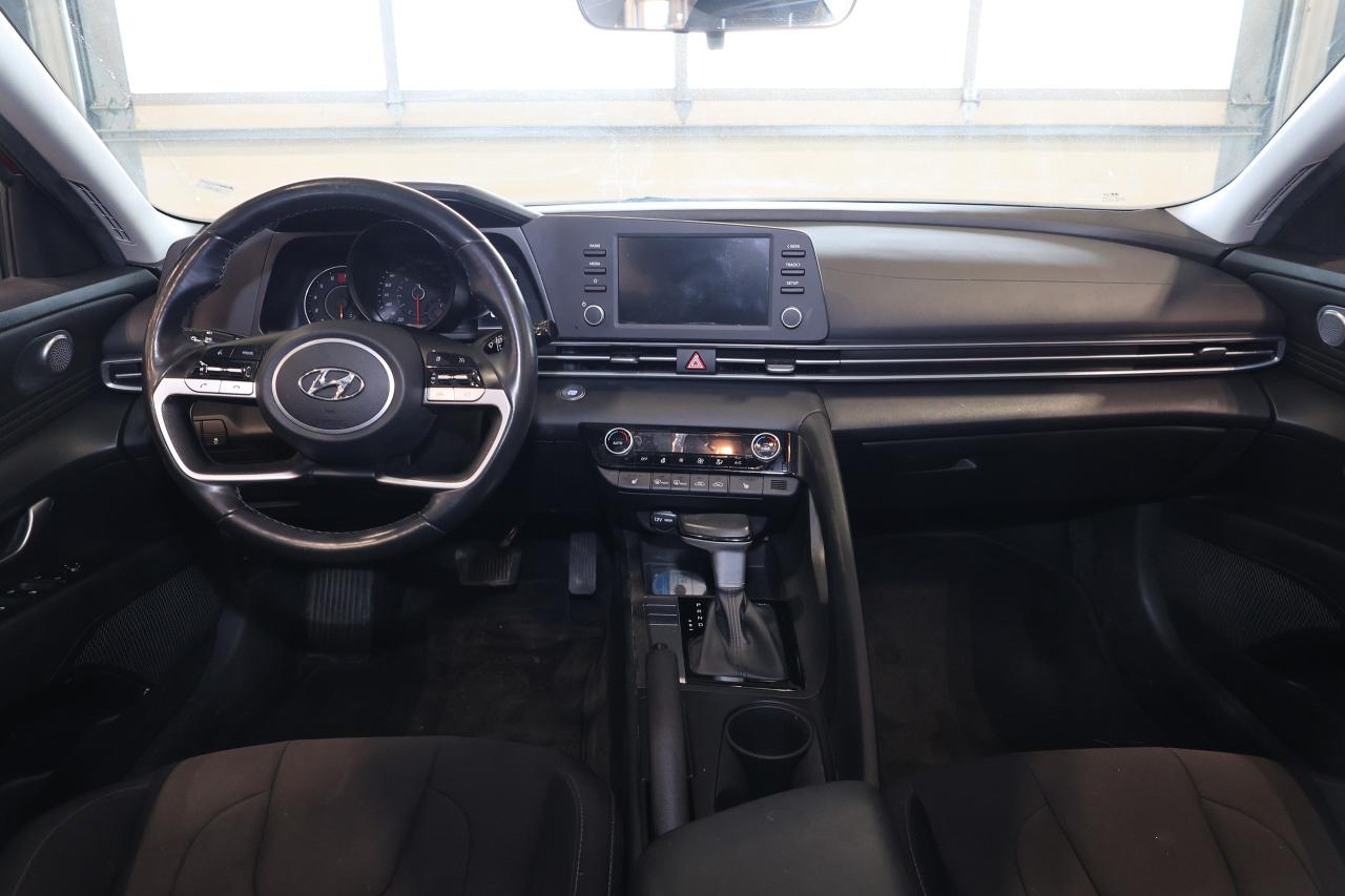 2022 Hyundai Elantra Preferred - ONE OWNER|SUNROOF|CAMERA|BLINDSPOT Photo