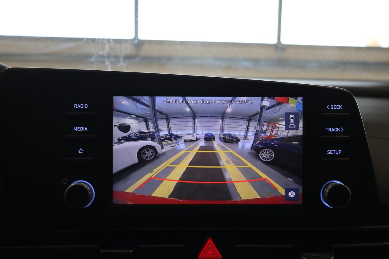 2022 Hyundai Elantra Preferred - ONE OWNER|SUNROOF|CAMERA|BLINDSPOT Photo