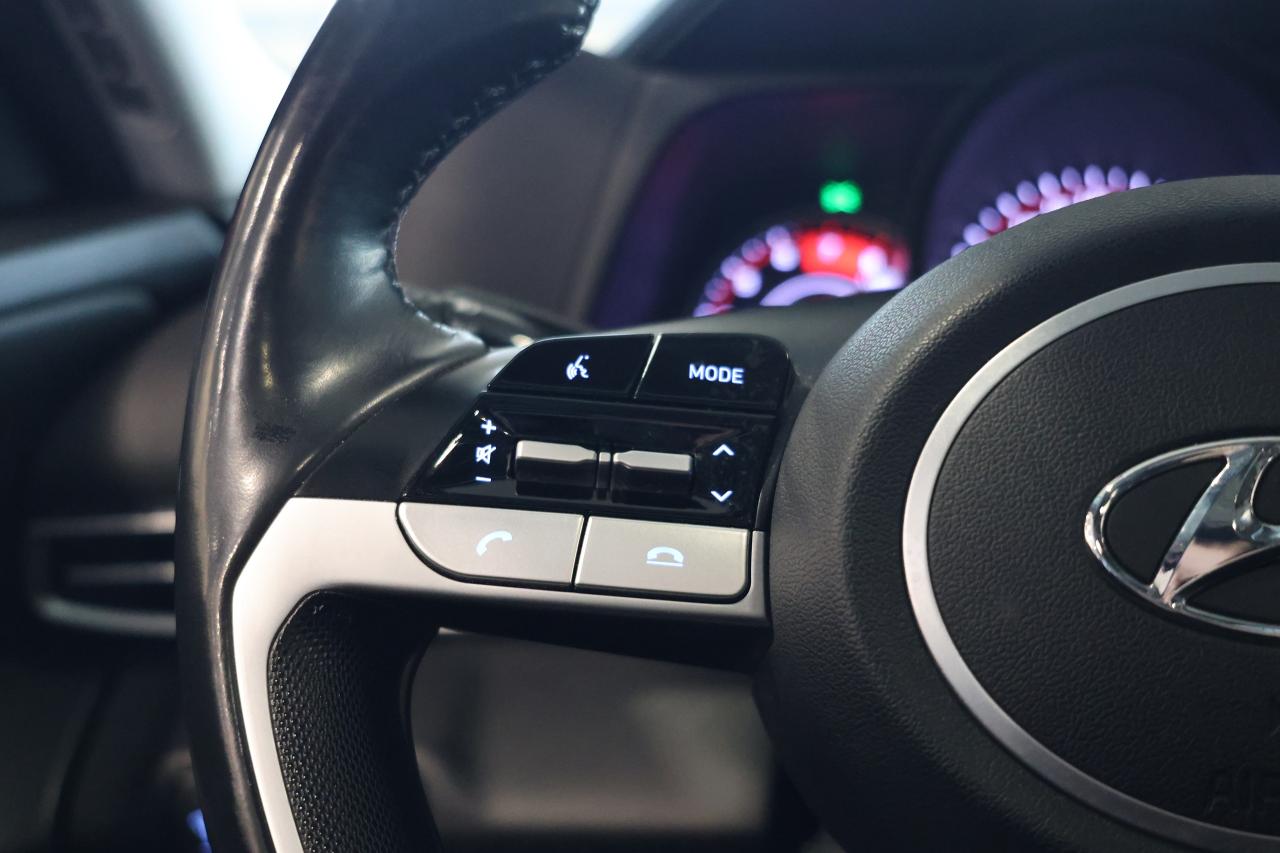 2022 Hyundai Elantra Preferred - ONE OWNER|SUNROOF|CAMERA|BLINDSPOT Photo