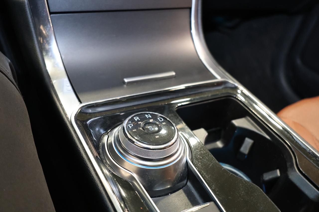 2019 Ford Edge Titanium - LEATHER|PANO|NAVI|CAMERA|BLINDSPOT Photo