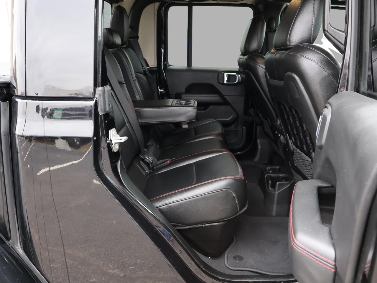 2022 Jeep Gladiator V6 RUBICON 4WD CERTIFIED *1 OWNER*JEEP MAINTAIN* CAMERA NAV BLUETOOTH LEATHER HEATED SEATS CRUISE ALLOYS Photo