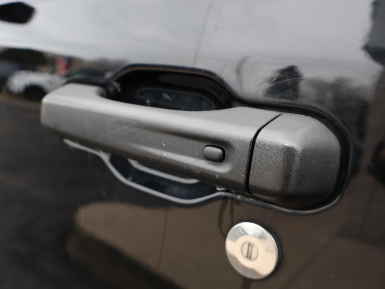 2022 Jeep Gladiator V6 RUBICON 4WD CERTIFIED *1 OWNER*JEEP MAINTAIN* CAMERA NAV BLUETOOTH LEATHER HEATED SEATS CRUISE ALLOYS Photo