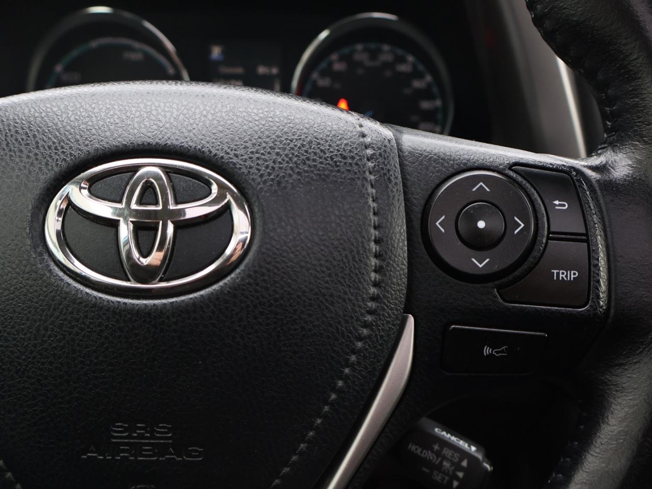 2017 Toyota RAV4 Hybrid XLE AWD CERTIFIED *TOYOTA MAINTAIN* CAMERA BLUETOOTH HEATED SEATS SUNROOF CRUISE ALLOYS Photo