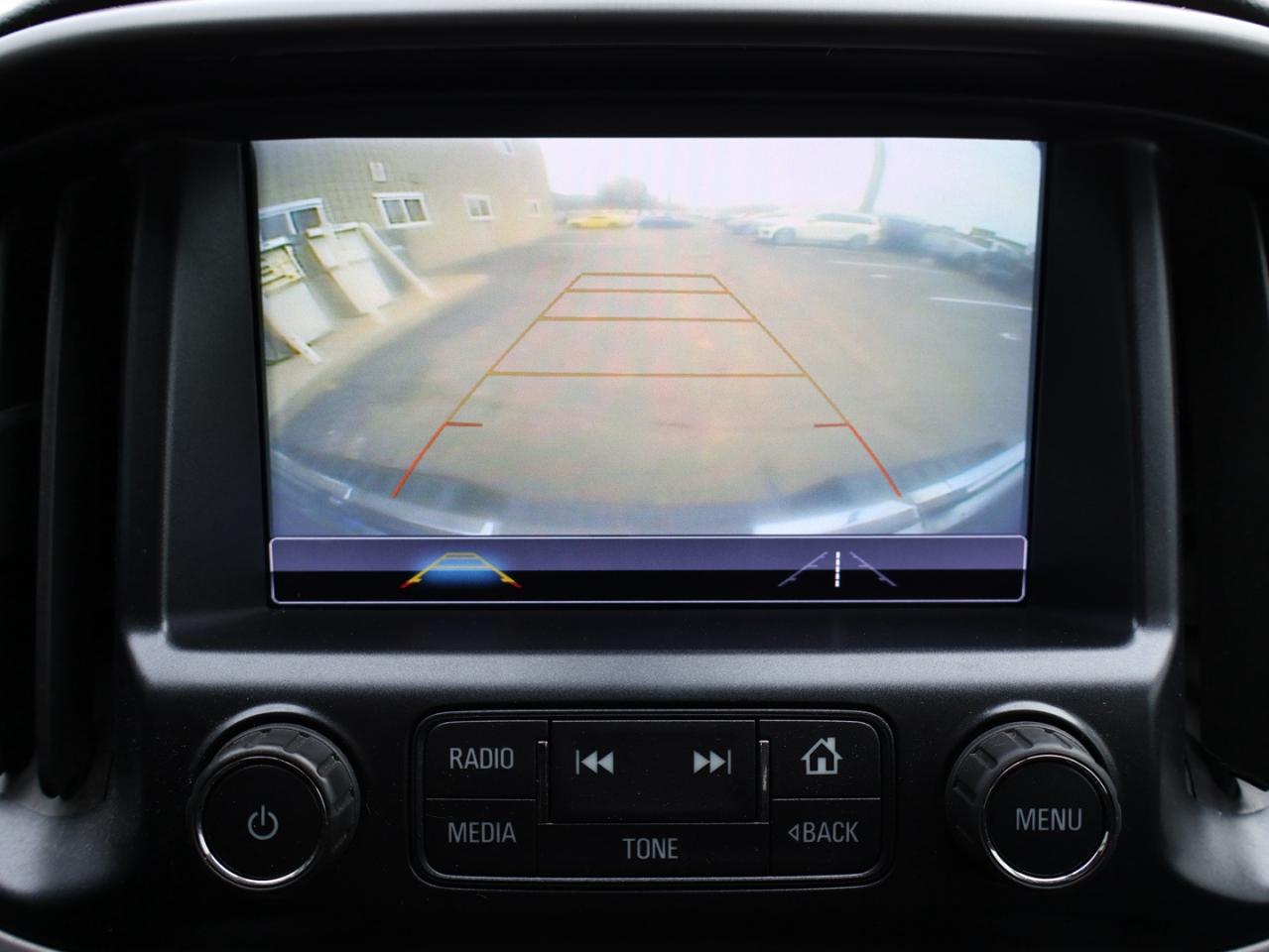 2018 GMC Canyon V6 ALL-TERRAIN CREW 4WD CERTIFIED *ACCIDENT FREE*1 OWNER* CAMERA BLUETOOTH LEATHER HEATED SEATS CRUISE ALLOYS Photo