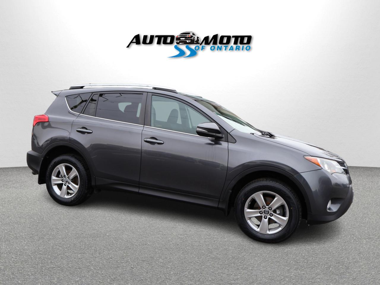 2015 Toyota RAV4 XLE AWD CERTIFIED CAMERA BLUETOOTH HEATED SEATS SUNROOF CRUISE ALLOYS Photo
