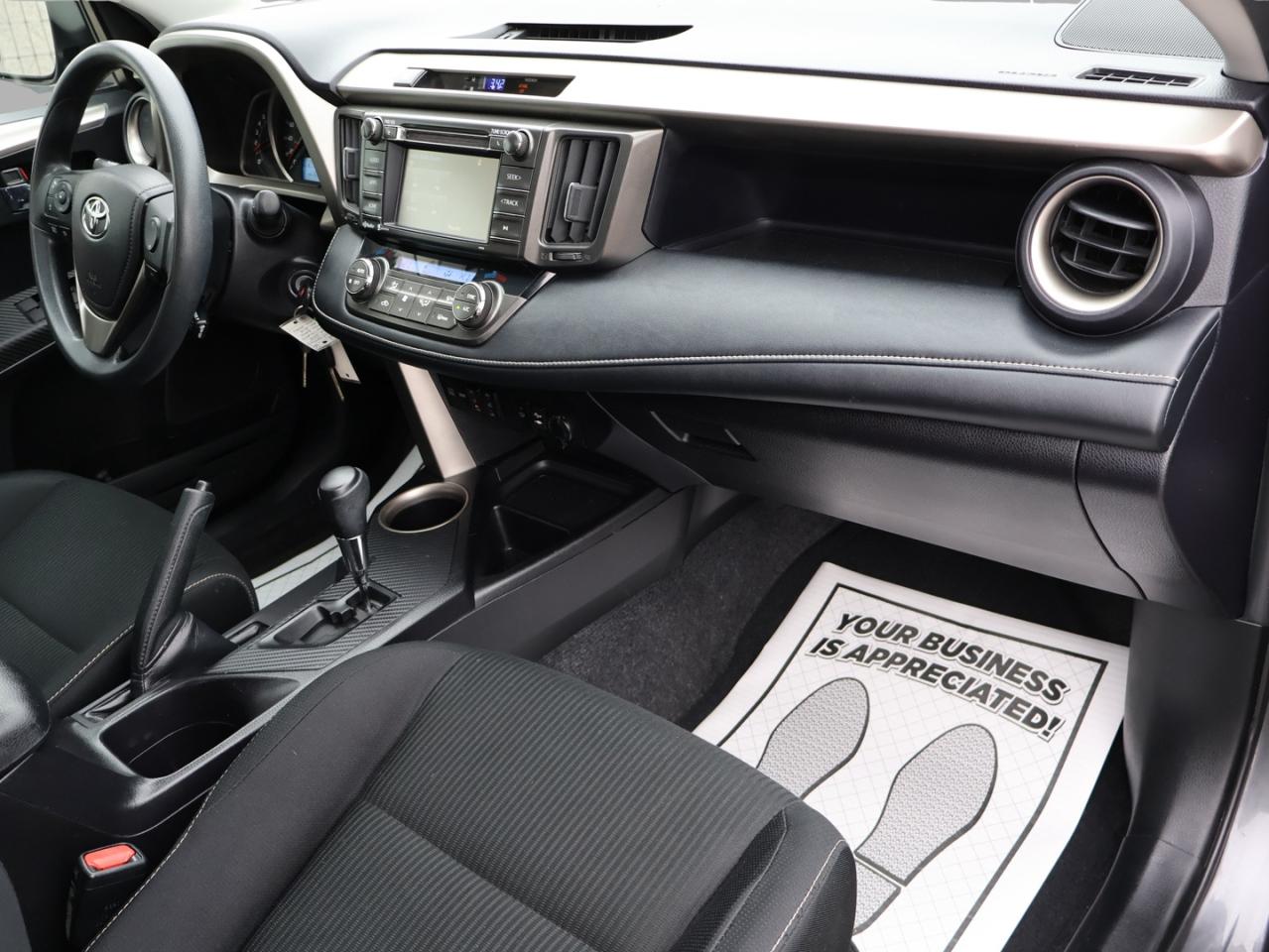 2015 Toyota RAV4 XLE AWD CERTIFIED CAMERA BLUETOOTH HEATED SEATS SUNROOF CRUISE ALLOYS Photo