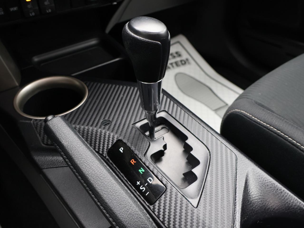 2015 Toyota RAV4 XLE AWD CERTIFIED CAMERA BLUETOOTH HEATED SEATS SUNROOF CRUISE ALLOYS Photo