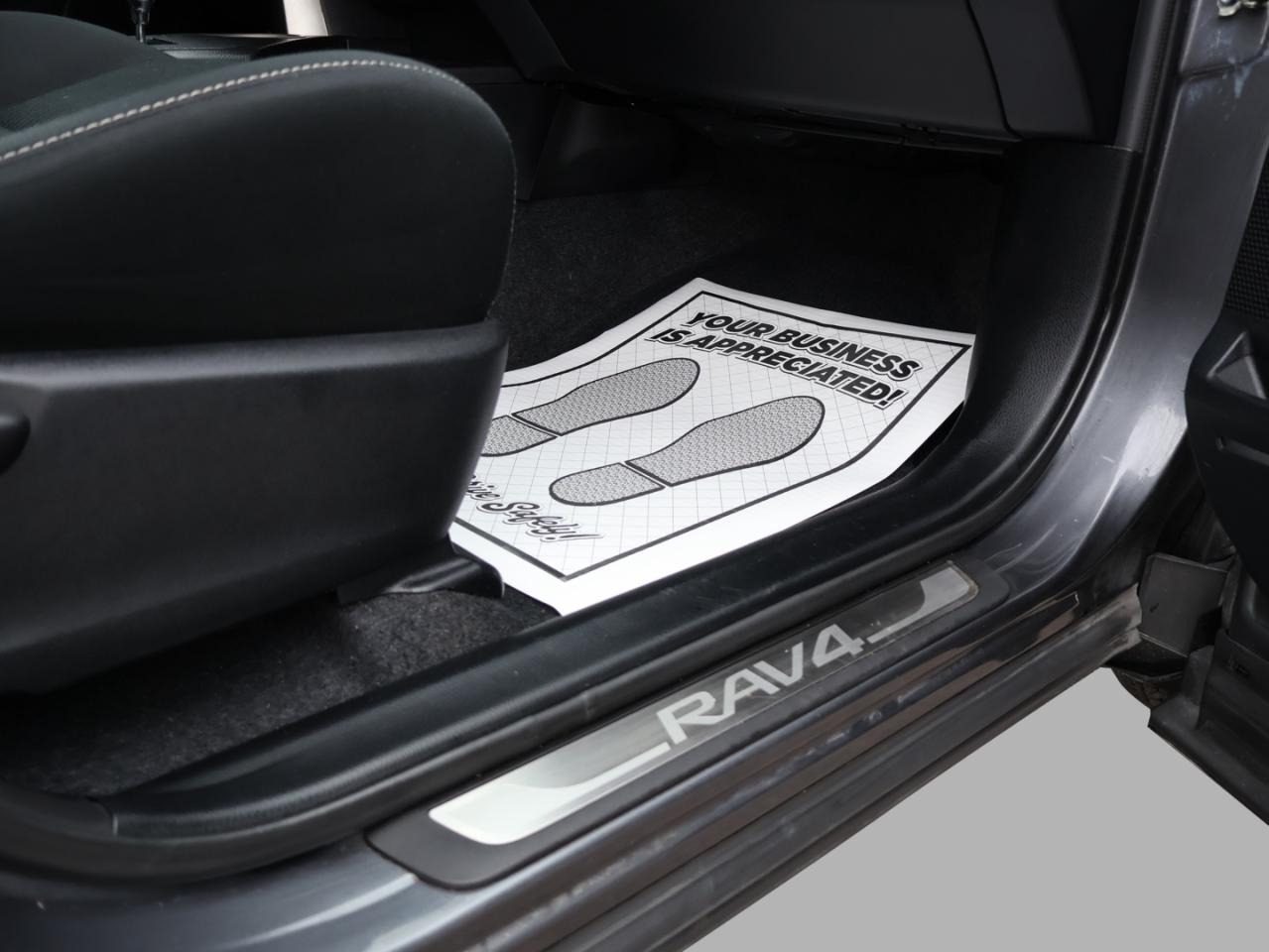 2015 Toyota RAV4 XLE AWD CERTIFIED CAMERA BLUETOOTH HEATED SEATS SUNROOF CRUISE ALLOYS Photo