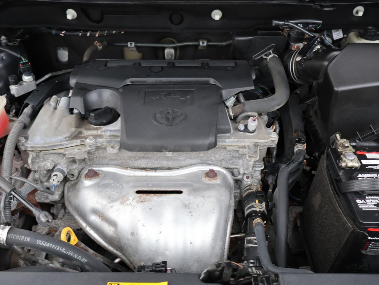 2015 Toyota RAV4 XLE AWD CERTIFIED CAMERA BLUETOOTH HEATED SEATS SUNROOF CRUISE ALLOYS Photo