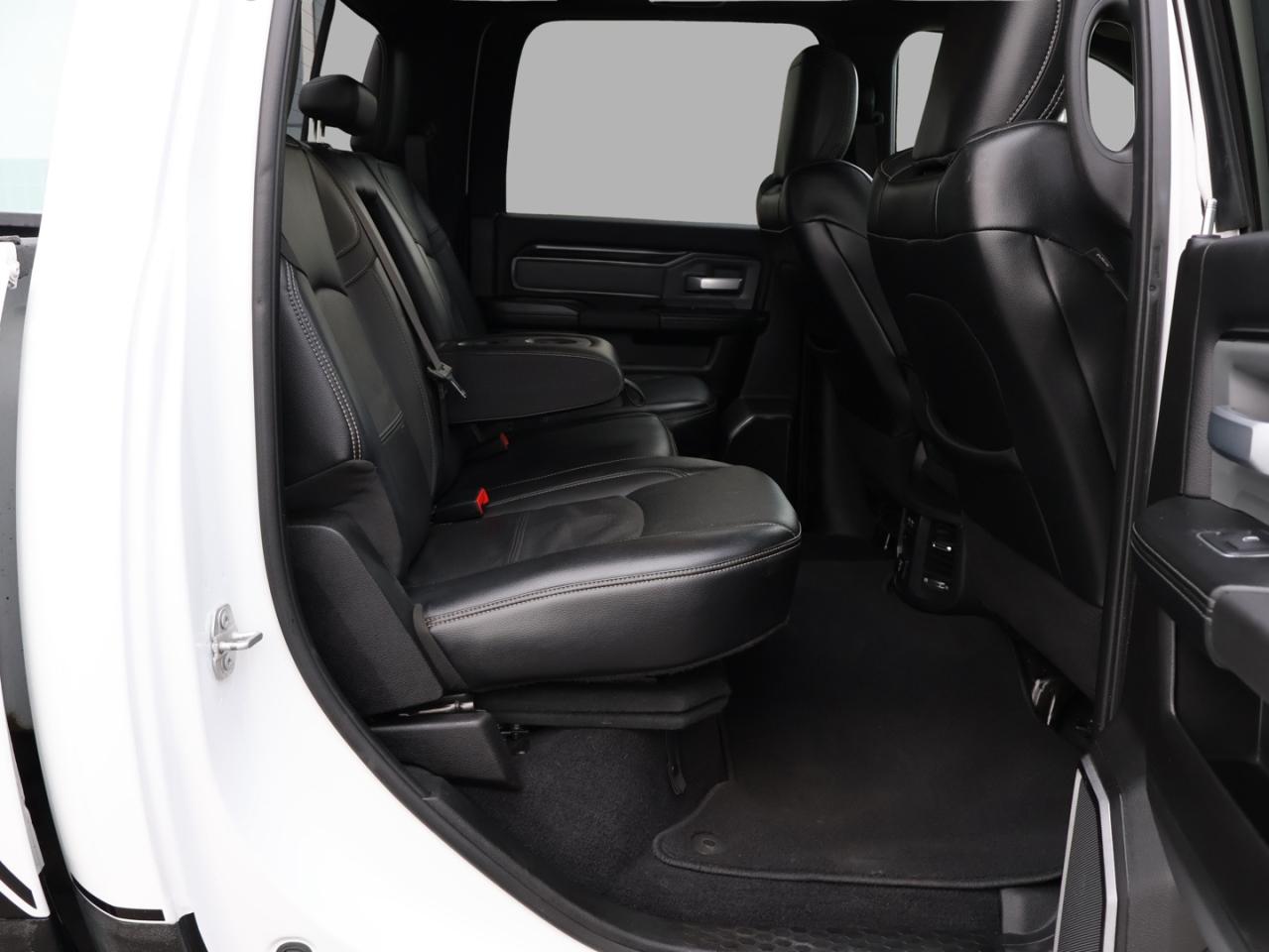 2019 RAM 2500 POWER WAGON HEMI CREW 4WD CERTIFIED *ACCIDENT FREE* CAMERA NAV BLUETOOTH LEATHER HEATED SEATS SUNROOF CRUISE ALLOYS Photo