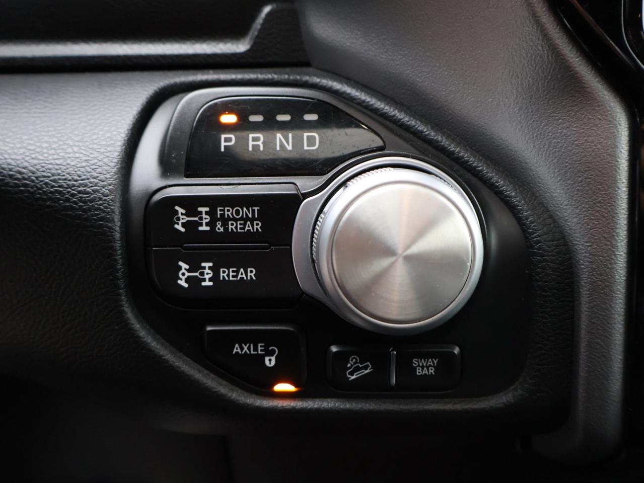 2019 RAM 2500 POWER WAGON HEMI CREW 4WD CERTIFIED *ACCIDENT FREE* CAMERA NAV BLUETOOTH LEATHER HEATED SEATS SUNROOF CRUISE ALLOYS Photo