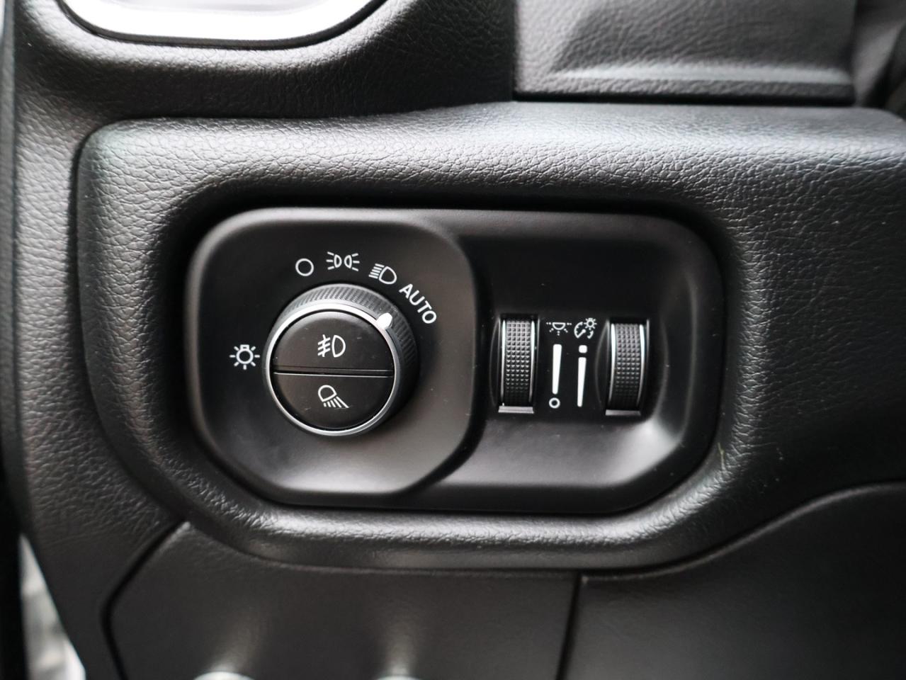 2019 RAM 2500 POWER WAGON HEMI CREW 4WD CERTIFIED *ACCIDENT FREE* CAMERA NAV BLUETOOTH LEATHER HEATED SEATS SUNROOF CRUISE ALLOYS Photo