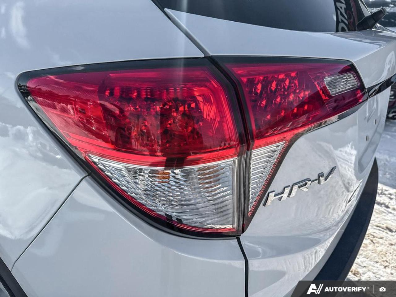 2022 Honda HR-V LX / AWD / HTD SEATS / STEERING ASSIST / ECO MODE Photo