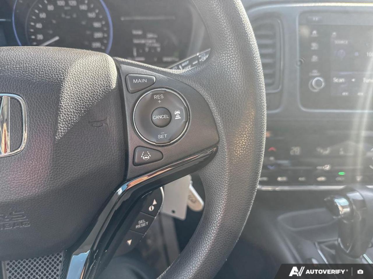 2022 Honda HR-V LX / AWD / HTD SEATS / STEERING ASSIST / ECO MODE Photo