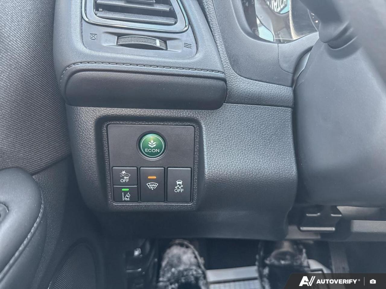 2022 Honda HR-V LX / AWD / HTD SEATS / STEERING ASSIST / ECO MODE Photo