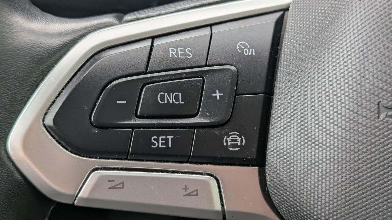 2022 Volkswagen Tiguan Trendline Photo