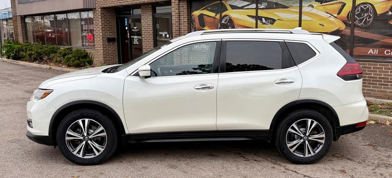 2019 Nissan Rogue SV - Photo #4