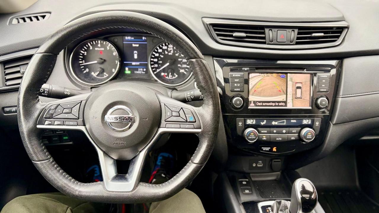2019 Nissan Rogue SV Photo