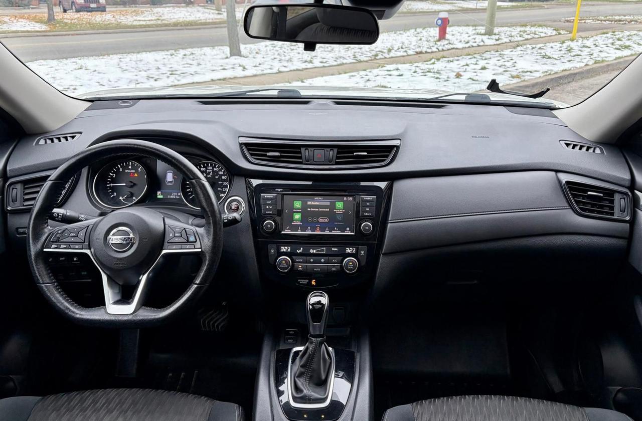 2019 Nissan Rogue SV - Photo #11