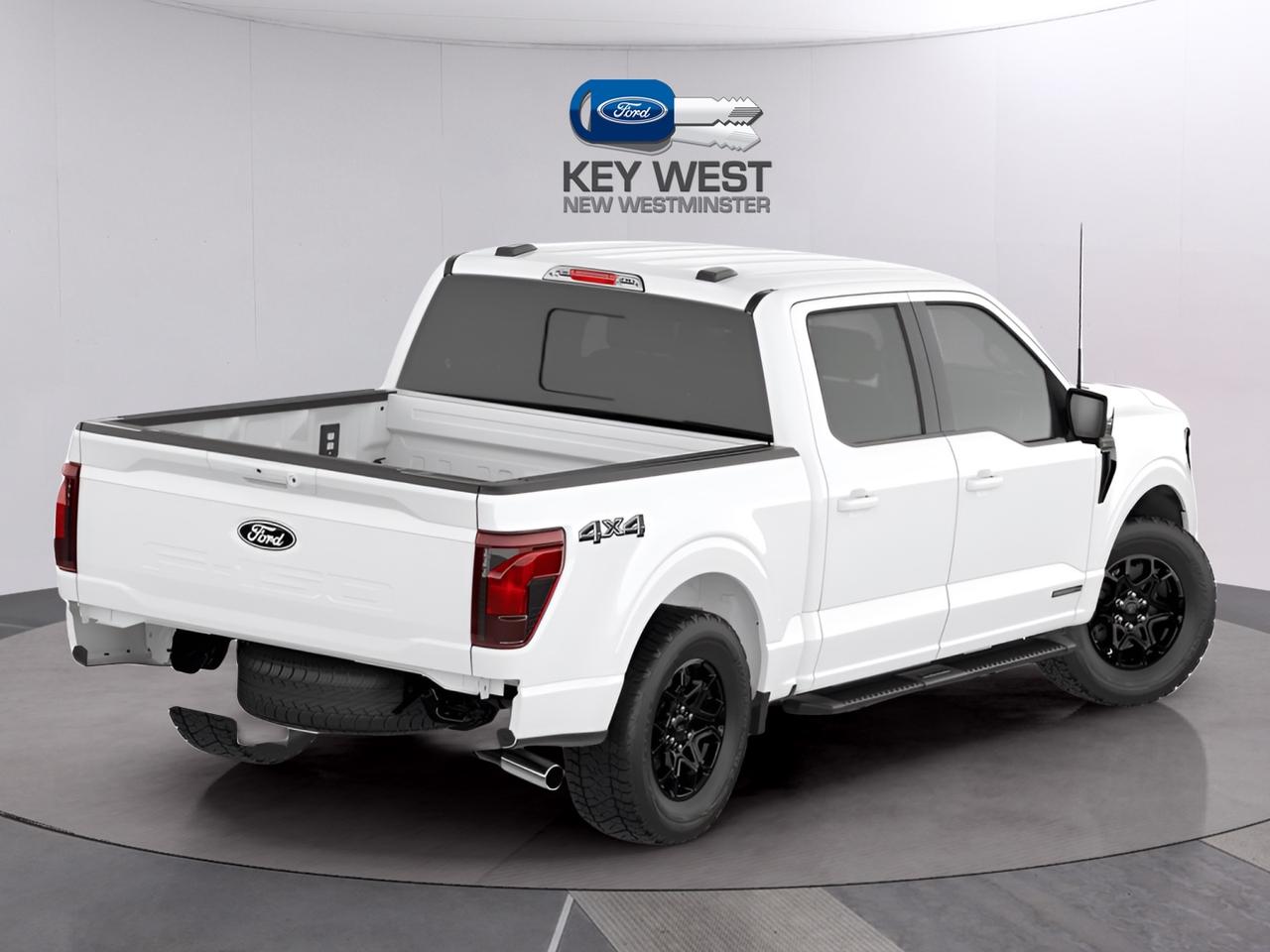 2026 Ford F-150 XLT 4WD SuperCrew 5.5' Box Photo2
