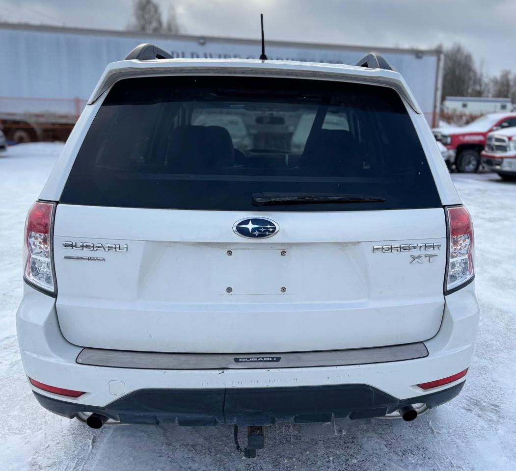 2011 Subaru Forester X Limited Photo