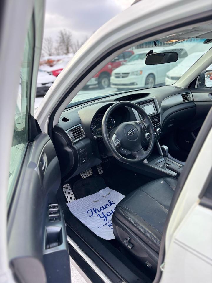 2011 Subaru Forester X Limited Photo4