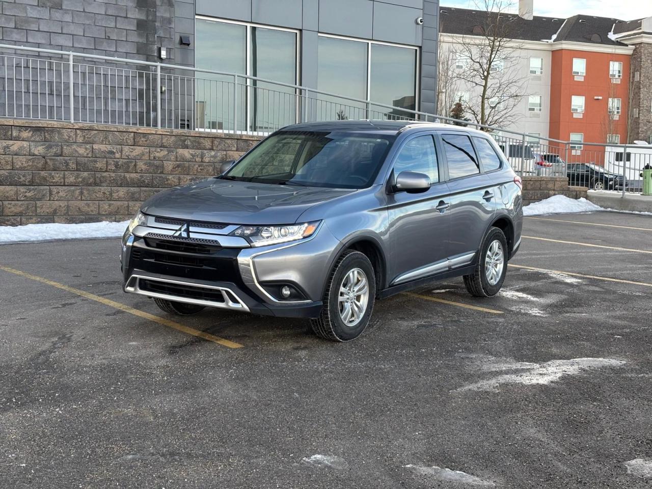 This 2020 Mitsubishi Outlander ES gives you a calm, confident feeling every time you get behind the wheel, making daily drives and weekend plans feel effortless and comfortable. With its smooth ride and versatile space, its the kind of SUV that fits seamlessly into your life and makes every trip feel a little easier.<div></div><div></div><div><br></div><div><ul><li>All credit accepted: good, bad, new to Canada, bankruptcy, collections, repossessions, student/work visas</li><li>In-house financing available (O.A.C.)</li><li>Low bi-weekly payments & instant approvals</li><li>Up to 6 months no payments (interest accrues)</li><li>Credit consolidation, unemployment insurance, negative equity coverage</li><li>Financing, APR & payments vary by personal credit (O.A.C.)</li></ul></div><div><br></div><div><b>Open 7 days</b>: MonThu 107, FriSat 106, Sun 103</div><div><b>Location:</b> 10-40 Hopewell Way NE, Calgary (behind Enterprise Car Rental)</div><div><b>Contact:</b> 403-402-2015 or www.gtmotorsports.ca </div><div>Full mechanical fitness assessment, Carfax & warranty included</div><div>AMVIC licensed dealer</div><div>Price based on vehicle only (aftermarket, fees & GST extra)</div><div><br></div><div></div><div></div>