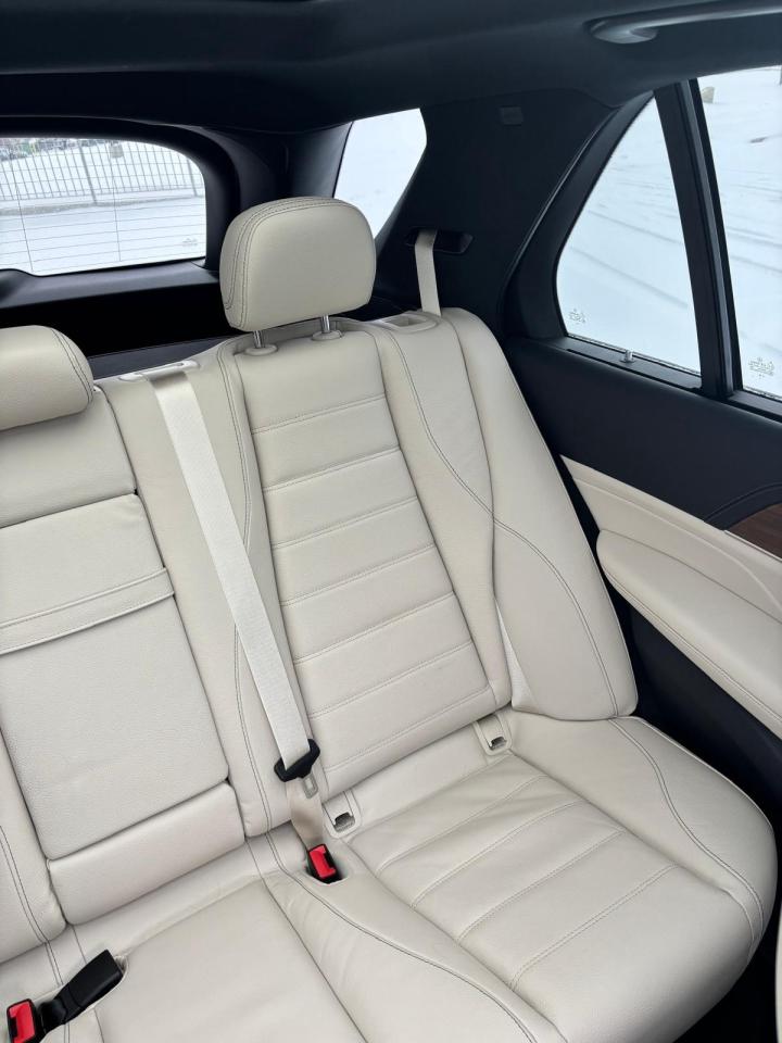 2022 Mercedes-Benz GLE-Class GLE450 4MATIC| NEW YEAR SPECIAL! Photo