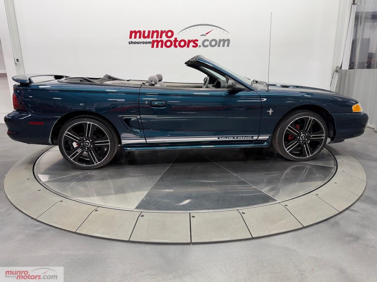 1997 Ford Mustang  Photo