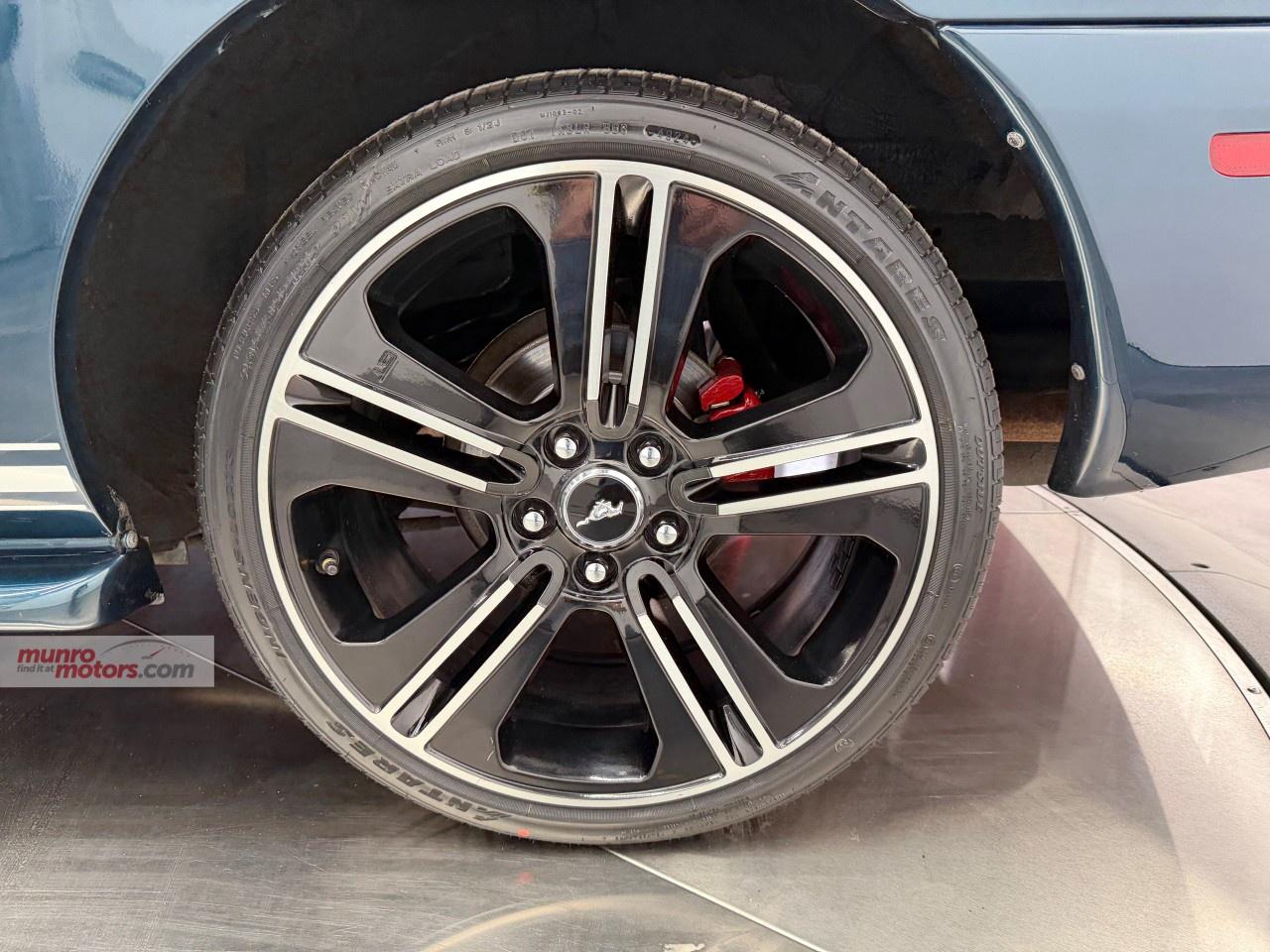 1997 Ford Mustang  Photo