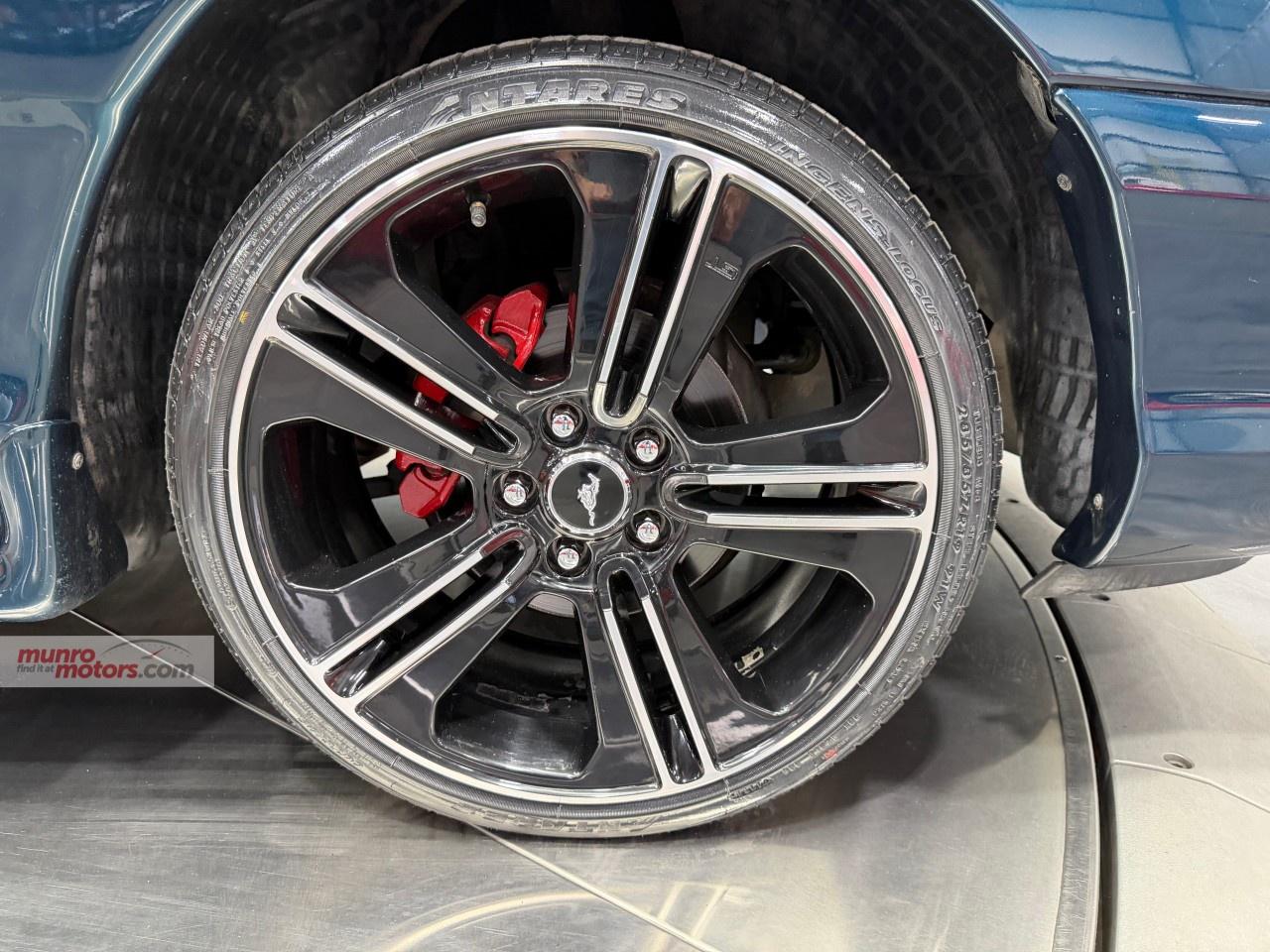 1997 Ford Mustang  Photo