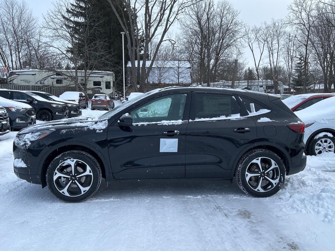 2026 Ford Escape ST-LINE SELECT AWD 401A Photo2