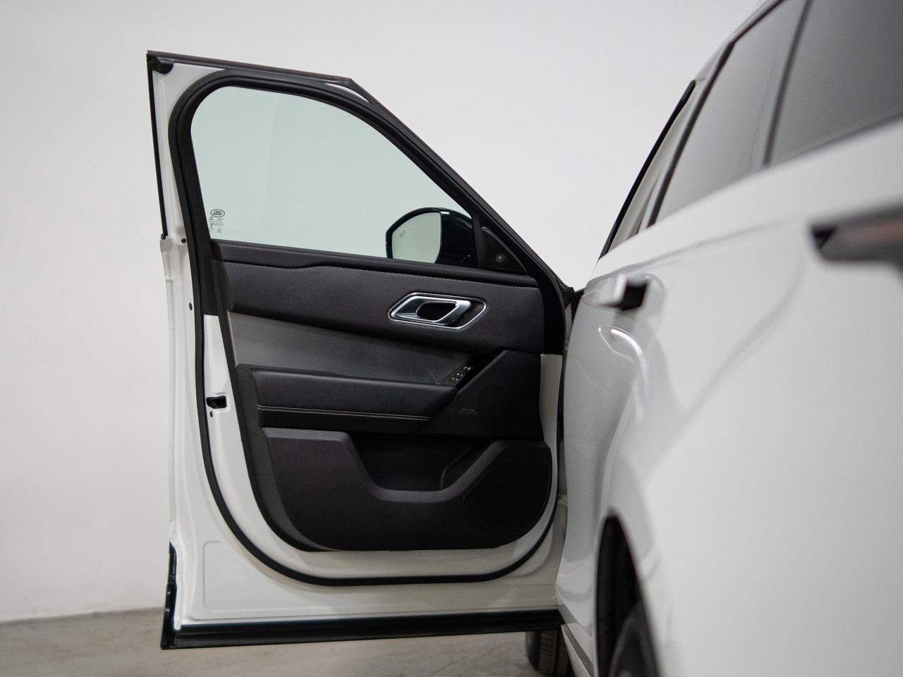 2020 Land Rover Range Rover Velar P340 | R-DYNAMIC S | MERIDIAN | PANO | 19 IN Photo