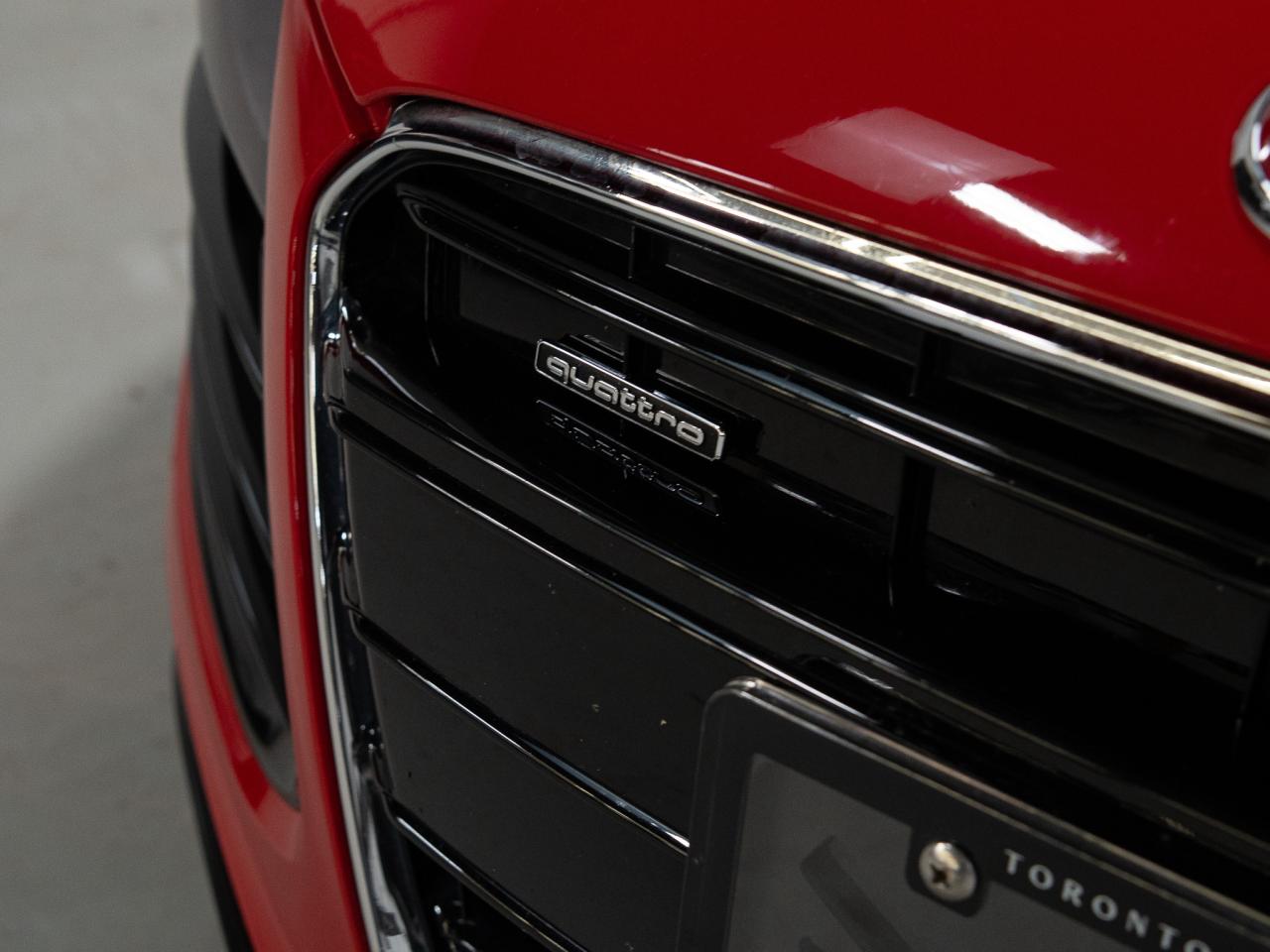 2014 Audi R8 BLACK OPTICS | PERFORMANCE EXHAUST | BANG OLUFSEN Photo