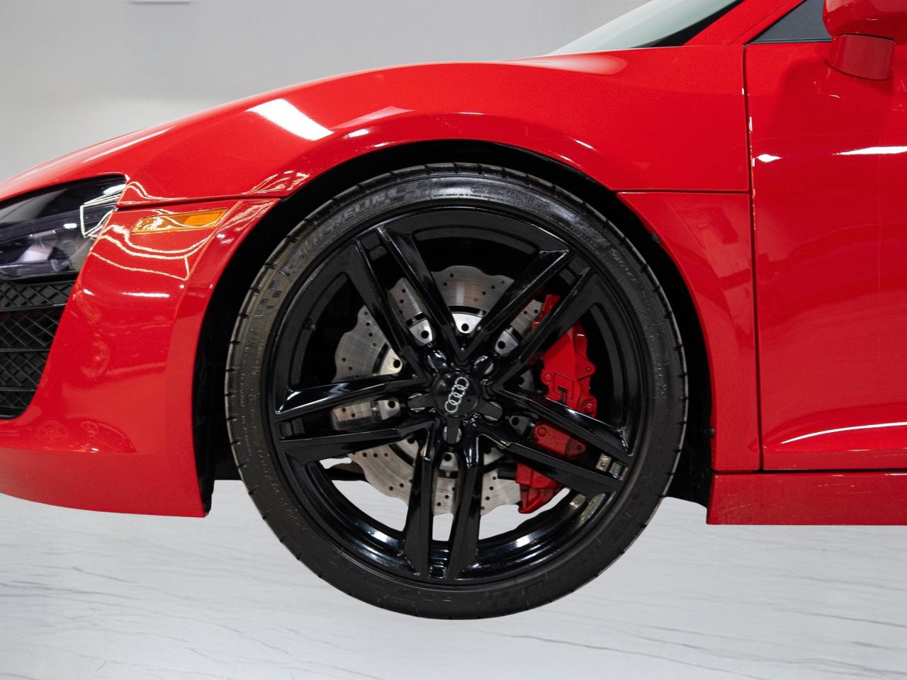 2014 Audi R8 BLACK OPTICS | PERFORMANCE EXHAUST | BANG OLUFSEN Photo