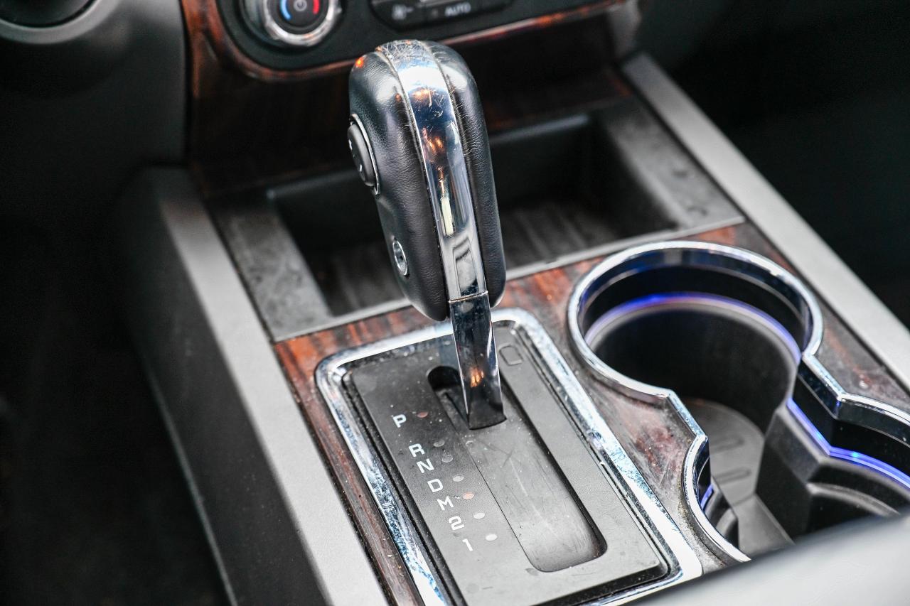 2017 Ford Expedition Max Platinum Photo