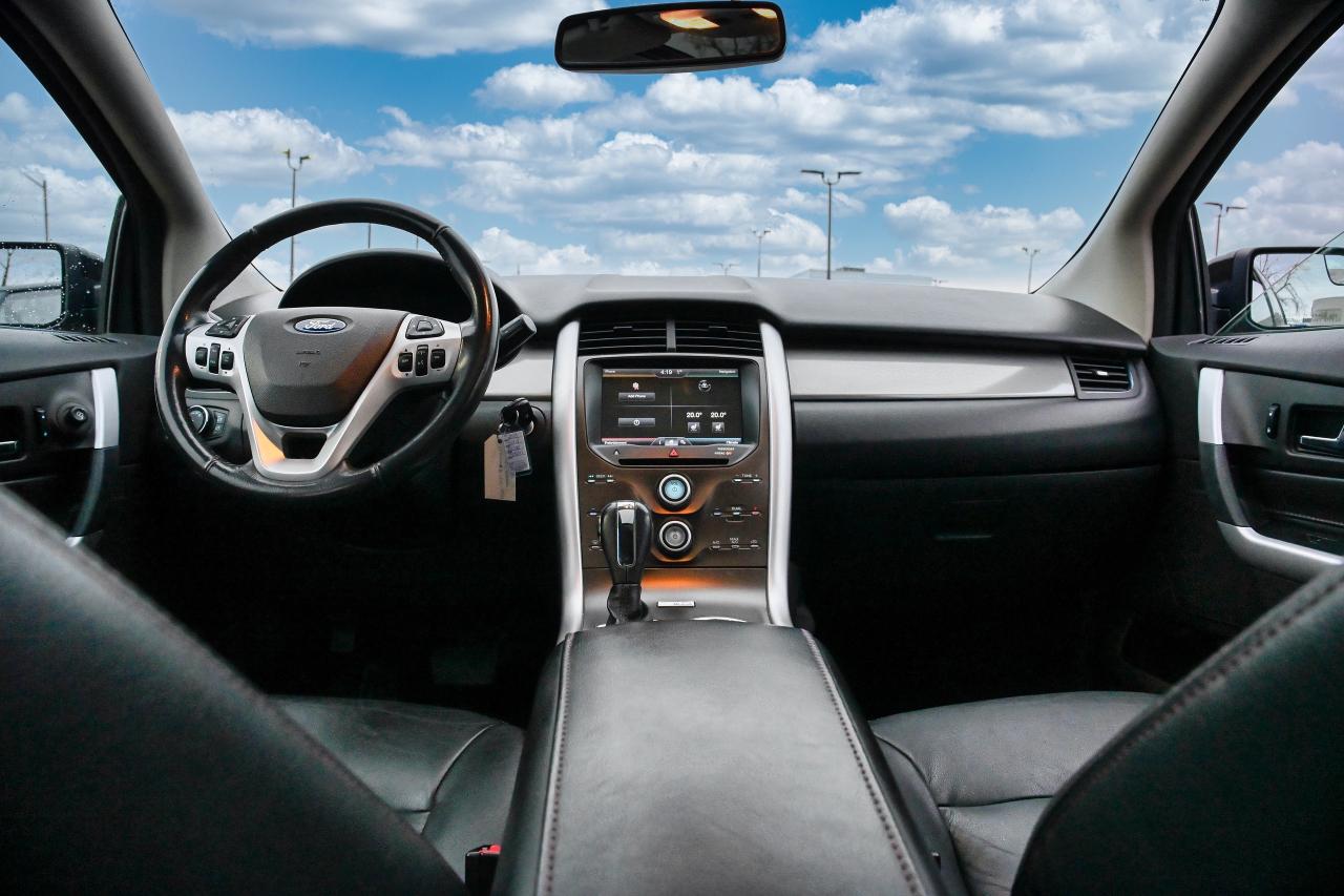 2013 Ford Edge SEL | AWD | PANORAMIC SUN ROOF | WELL MAINTAINED! Photo