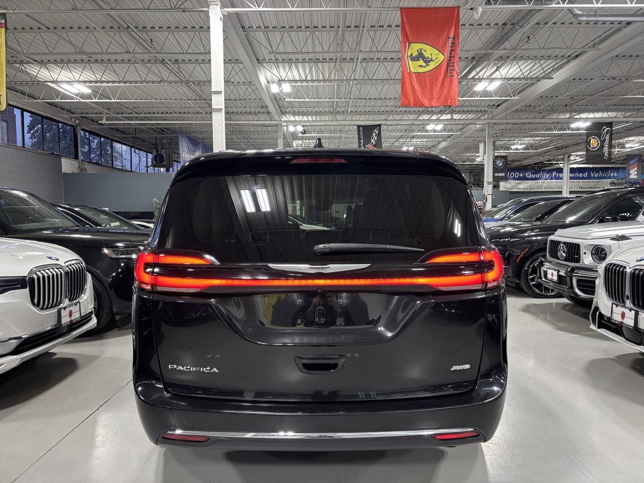 2022 Chrysler Pacifica Touring L AWD|7PASS|LEATHER|POWERDOORS|BACKUPCAM|+ Photo