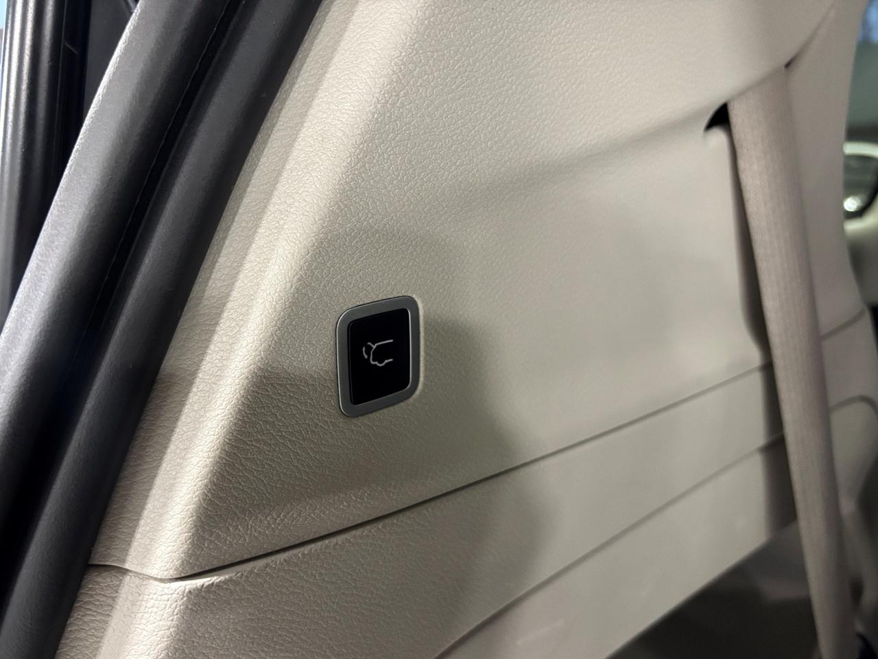 2022 Chrysler Pacifica Touring L AWD|7PASS|LEATHER|POWERDOORS|BACKUPCAM|+ Photo