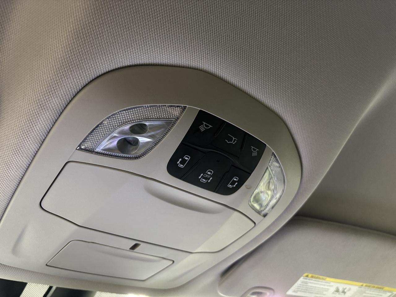 2022 Chrysler Pacifica Touring L AWD|7PASS|LEATHER|POWERDOORS|BACKUPCAM|+ Photo