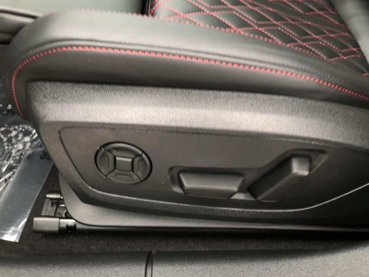 2025 Audi S3 2.0T Progressiv LIKE NEW!!  ONLY 19KKMS, PANO. ROO Photo