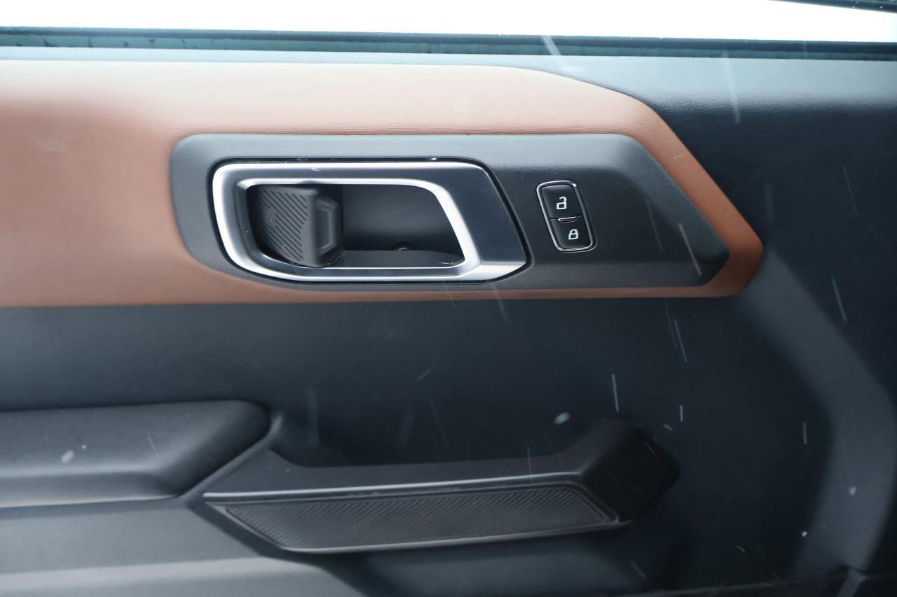 2024 Ford Bronco Outer Banks | | Nav System | Photo