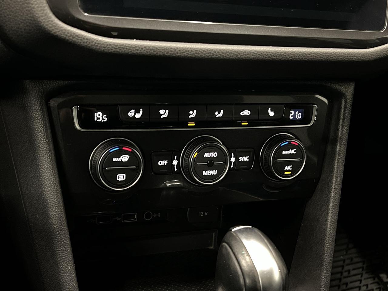 2019 Volkswagen Tiguan HIGHLINE AWD | LOW KMS! | HTD LEATHER | PANO ROOF Photo